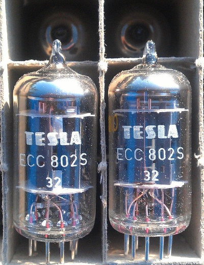 Tesla-ECC802S.jpg